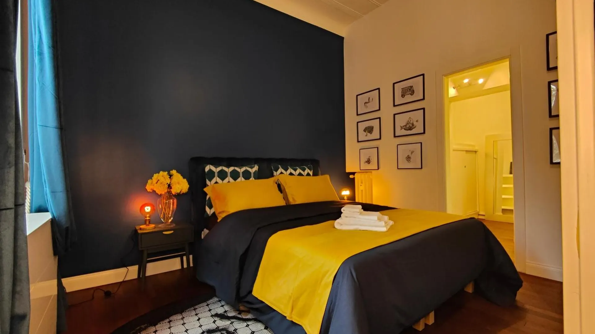 9 Guests Apartments, 4 Bedrooms, 4 Baths In Milano Downtown With Ac, Wifi And Subway M1 M2 Airport Connected Italy